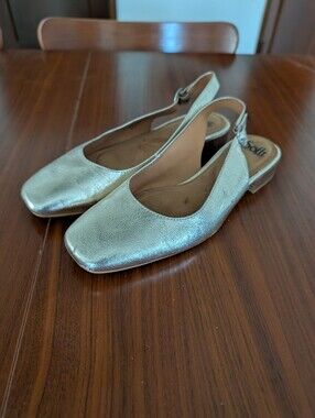 Sofft Slingback Flats Shoes Gold Metallic Leather Square Toe Womens 9.5M